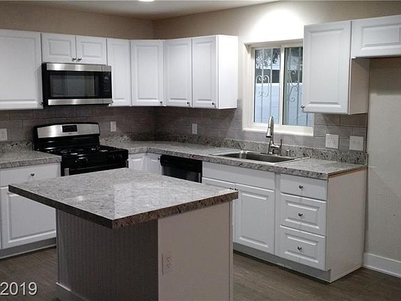 4th image of 3984 Ventura Way
