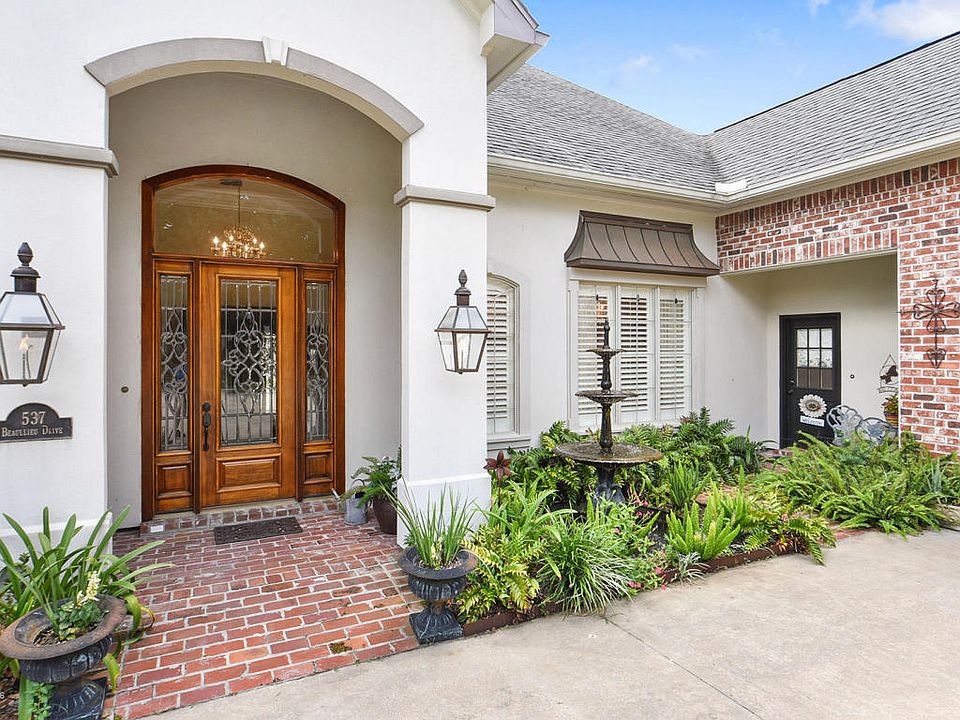 1st image of 537 Beaullieu Dr