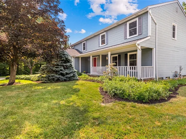 35050 Ada Dr, Solon, OH 44139