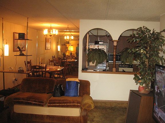 3rd image of 7110 W Cullom Ave Unit 108