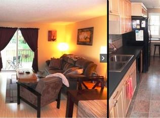 234 Fox Hollow Dr, Hudson, NH 03051