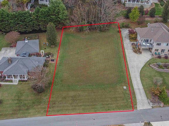 3rd image of 165 Southcove Dr
