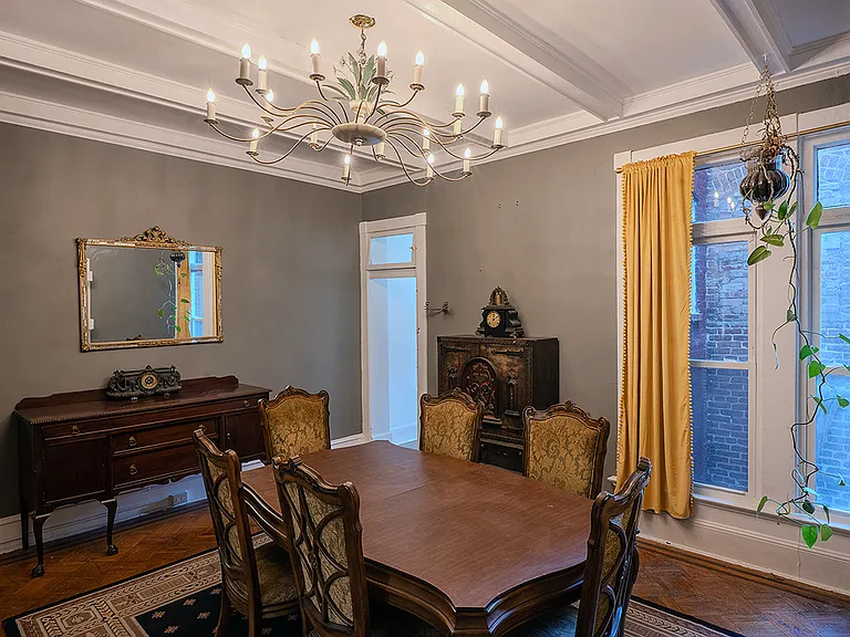 2222 Linden Ave — Photo 11