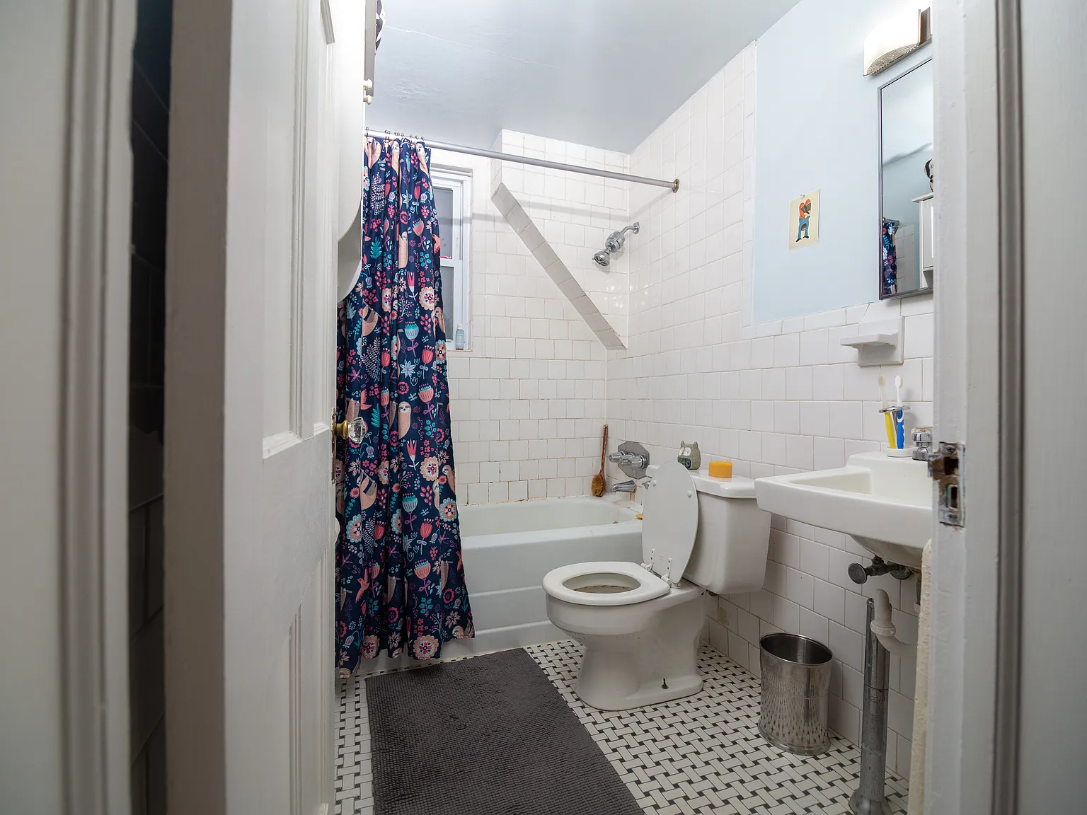 1 bed, 1250 sqft, $1,250 — Photo 2