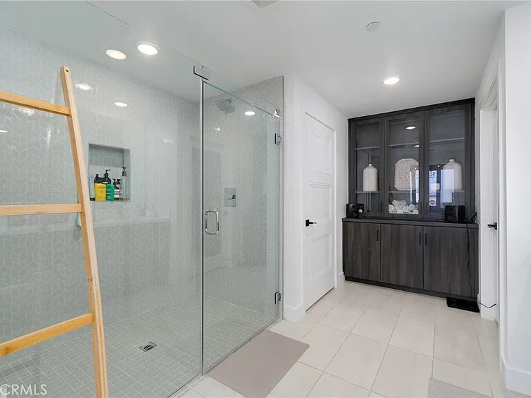 16450 Veterans Way #301 — Photo 17