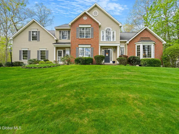 82 E Claremont Drive, Voorheesville, NY 12186