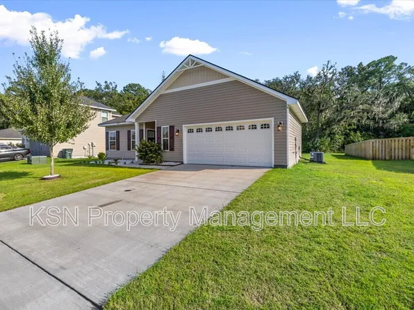 673 Meloney Dr, Hinesville, GA 31313