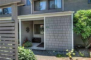1st image of 9927 NE 144th Ln #205