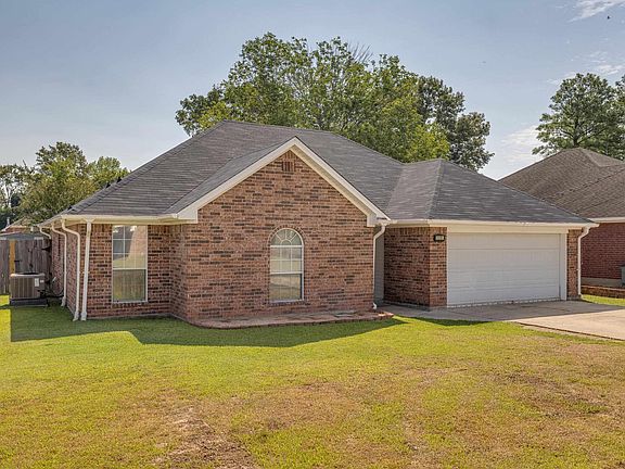 2nd image of 109 Arapaho Dr