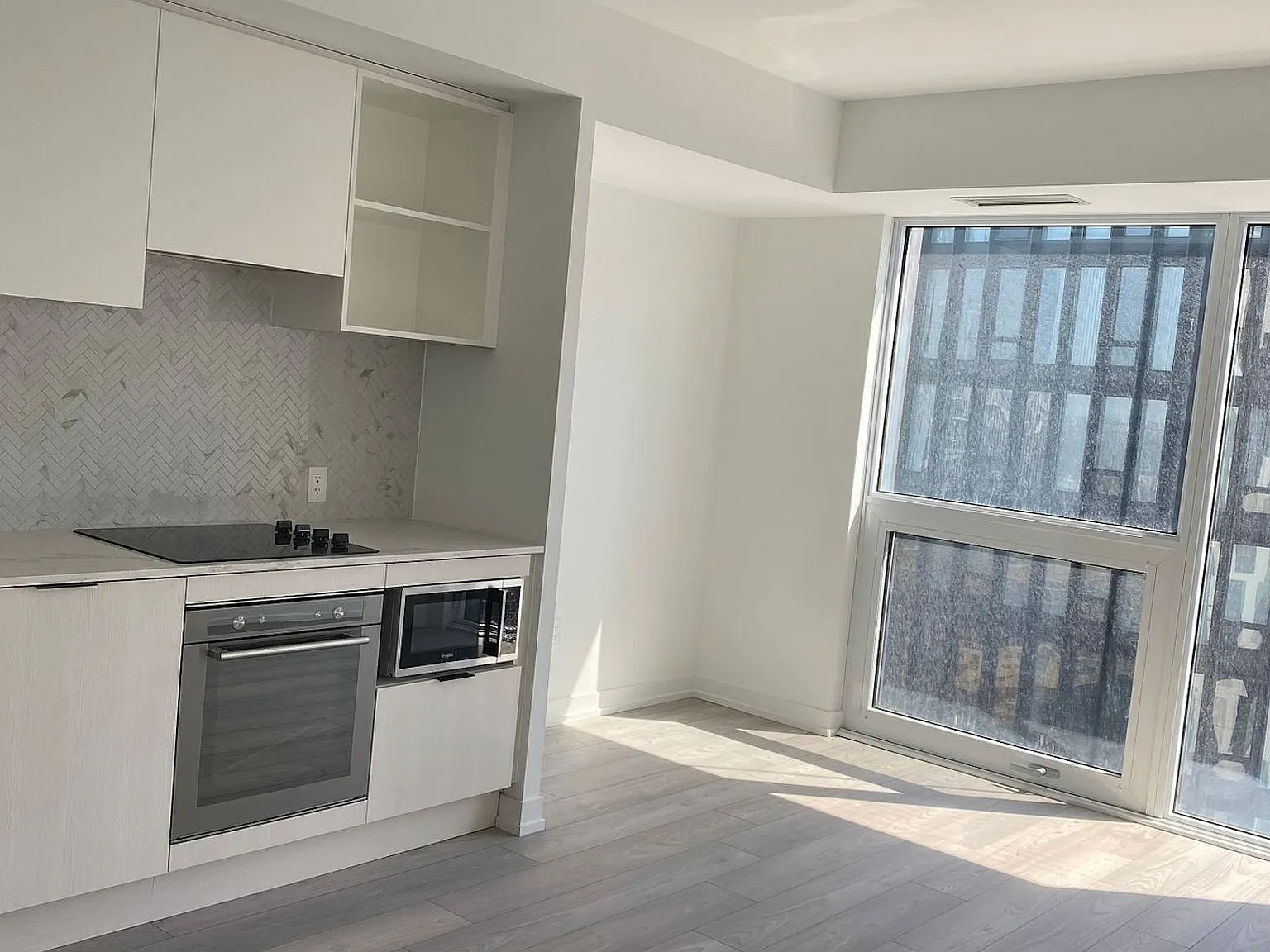 3 bed, $3,500 — Photo 4
