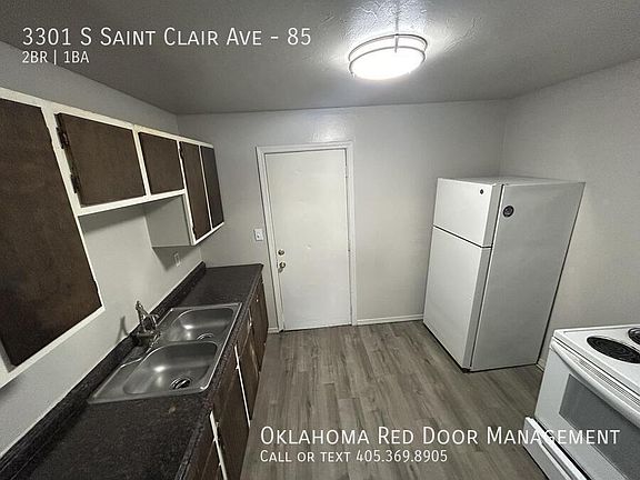 3rd image of 3301 S Saint Clair Ave APT 85