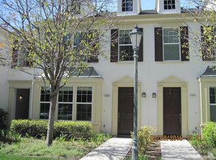 1040 Holiday Ave, Ventura, CA 93003