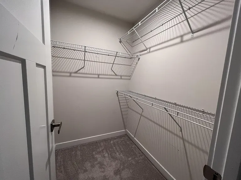 217 Stonehurst Dr #1 — Photo 21