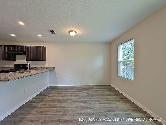 3rd image of 2129 4th Ave