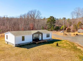 76 Ruritan Lake Rd, Scottsville, VA 24590