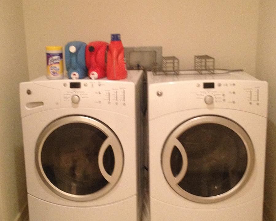 1st image of 210 S 16th St APT 404