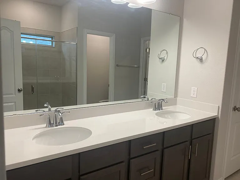 609 Silent Creek Cv — Photo 18