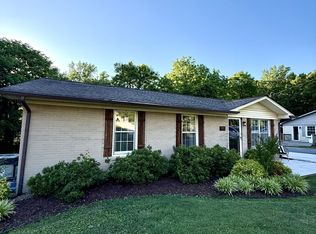 1003 Pine Cres, Lawrenceburg, TN 38464