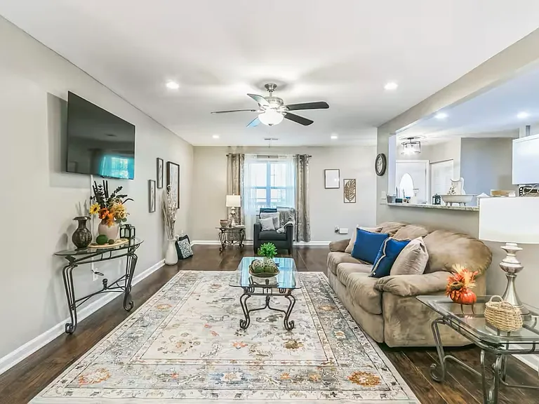 5121 Martins Crossing Rd — Photo 12