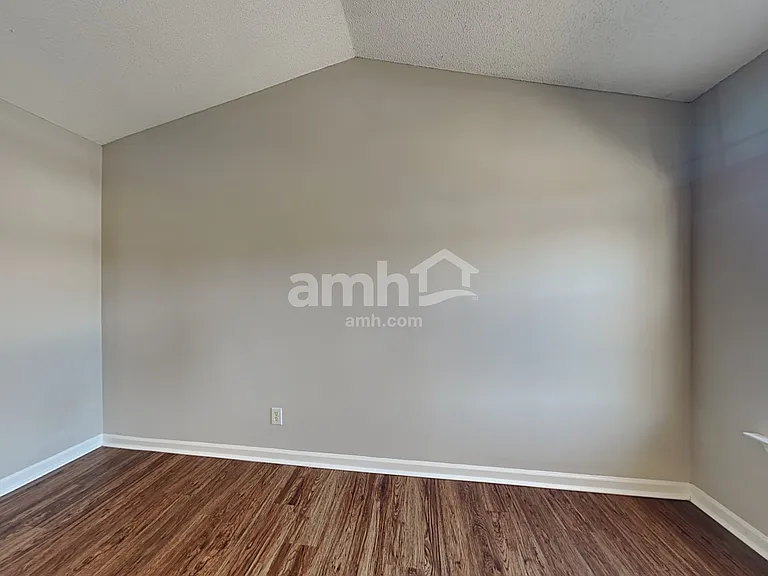 1 Oxbow Ct — Photo 12