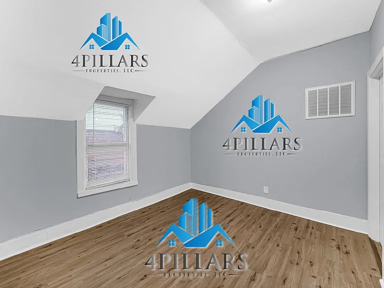 523 W Columbus Dr #2 — Photo 28