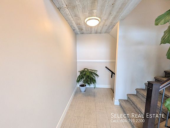 2nd image of 50778 Ledgestone Pl #35