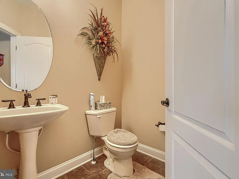 1319 Martin Meadows Dr — Photo 57
