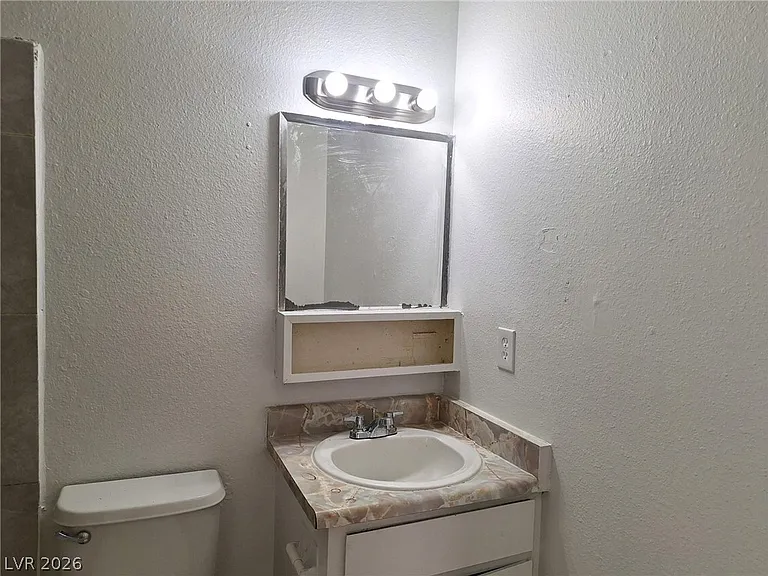 1446 Garden Cir #C — Photo 7