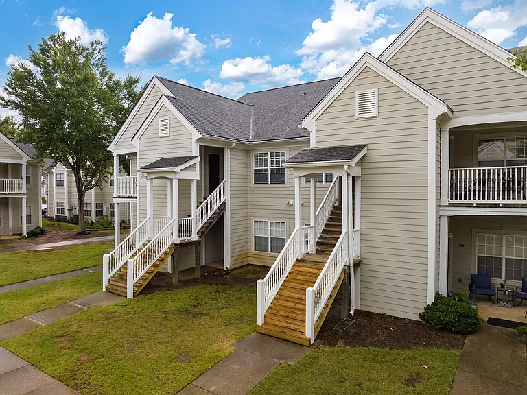 Maple Village Apartments — Photo 36