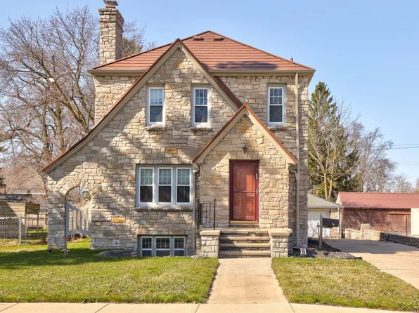 145 W Huron Ave, Bad Axe, MI 48413