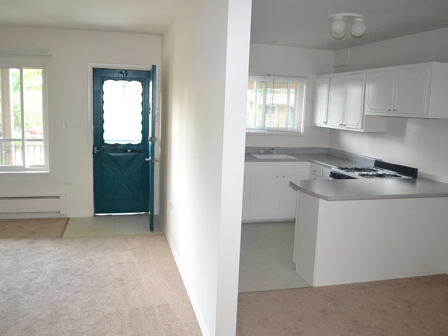 Timberlane Apartments — Photo 2