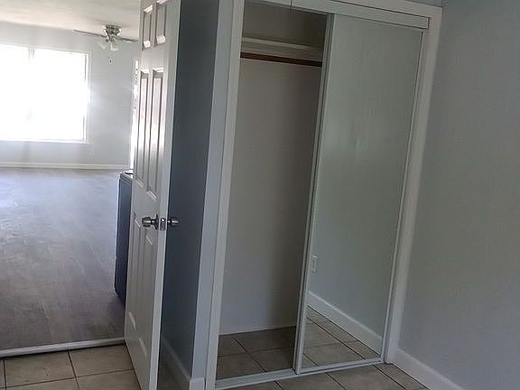 4th image of 1207 10th St