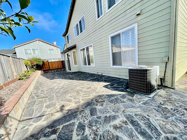 12 Amberwood Cir — Photo 38