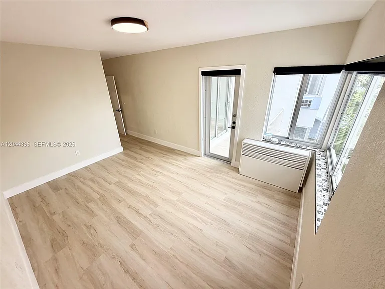 641 Espanola Way #17 — Photo 10