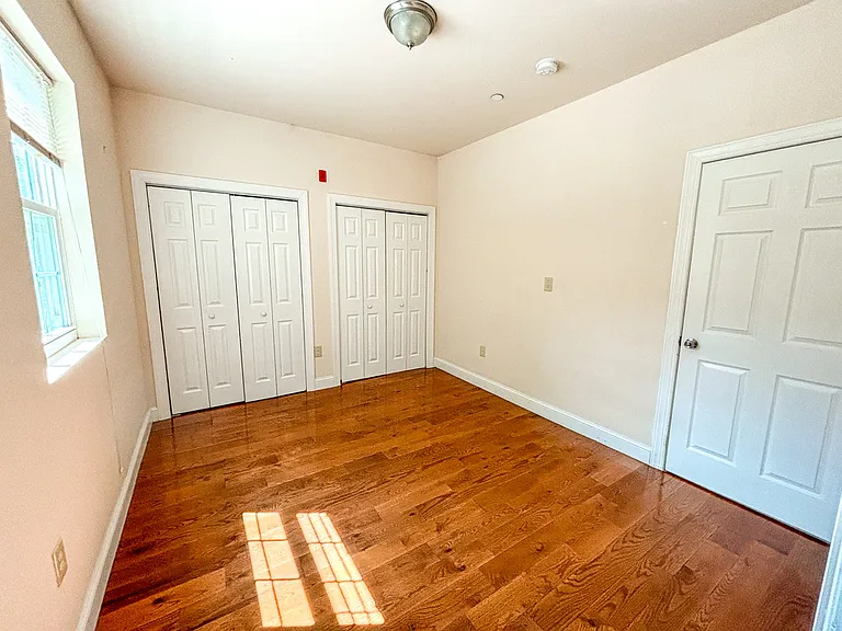 921 Ridge Ave #3D — Photo 12