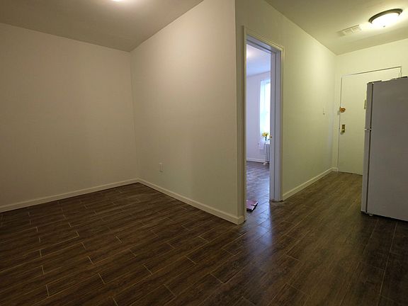 2nd image of 551 W 152nd St APT 1R