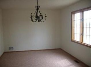 20913 Barker St, Lynwood, IL 60411