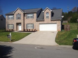738 Fox Landing Ln, Knoxville, TN 37922