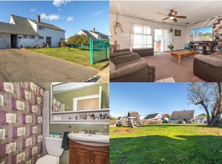 31 Woodbine Rd, Levittown, PA 19057