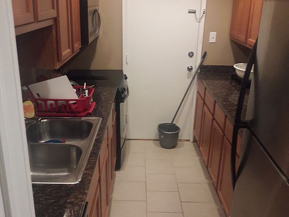 4th image of 17515 Sandalwood Dr APT 202