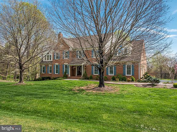 2nd image of 7581 Cannoneer Ct