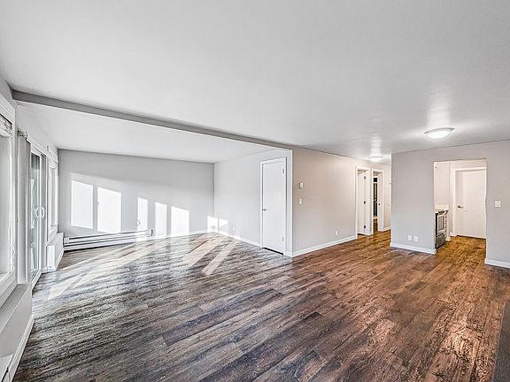 3rd image of 5956 Fauntleroy Way SW APT 1