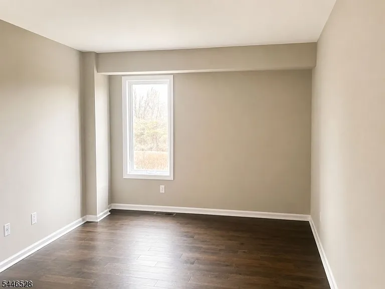 16 Sam Bonnell Dr — Photo 7
