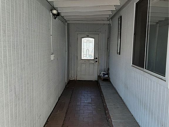 4th image of 1652 Home Ter