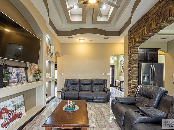 3rd image of 8609 Campana Dr
