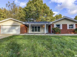 30 Andover Dr, Springfield, IL 62704