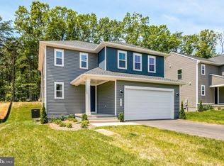 2884 White Tail Dr, Locust Grove, VA 22508