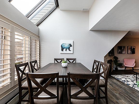 2nd image of 1415 Lowell Ave #270