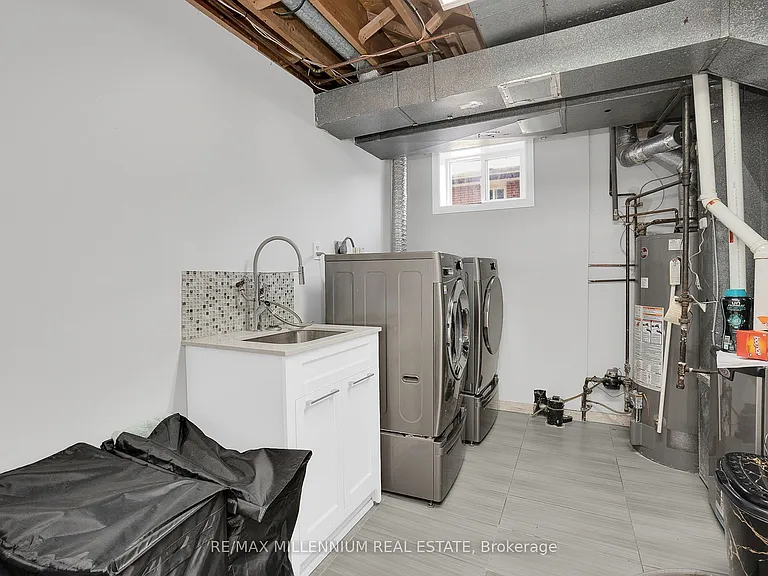 99 Willis Rd #LOWER — Photo 7