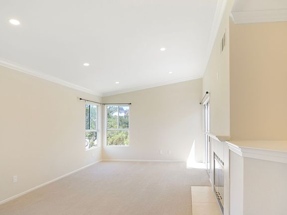 4th image of 6 Corniche Dr Unit F